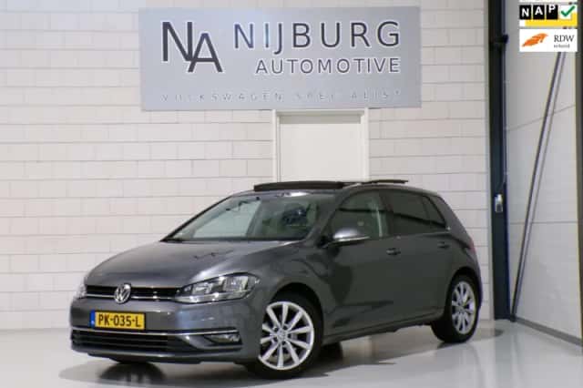 Volkswagen Golf (2017) thumbnail 1