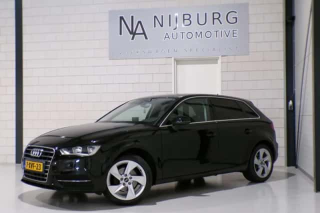 Audi A3 (2014) thumbnail 2