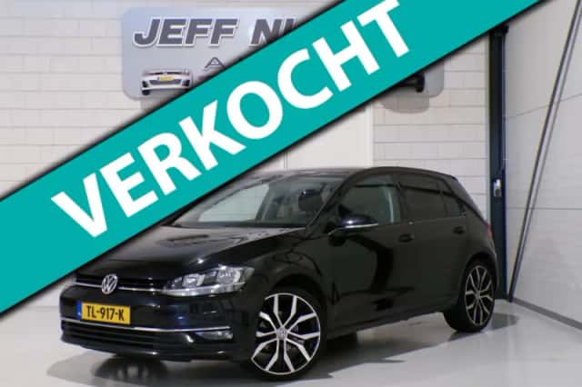 Volkswagen Golf (2018) thumbnail 1