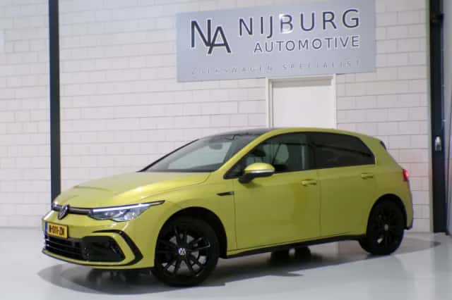 Volkswagen Golf (2020) thumbnail 2