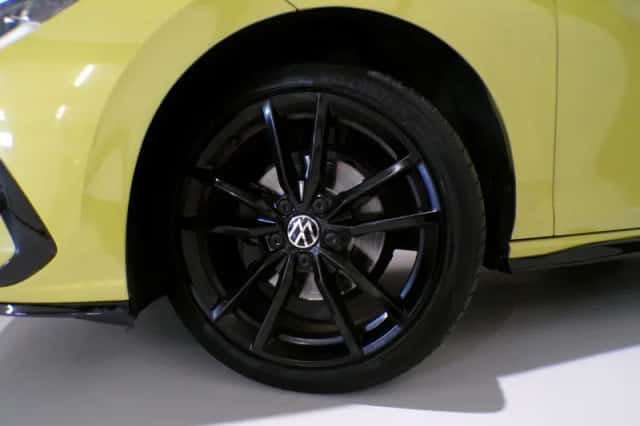 Volkswagen Golf (2020) thumbnail 6