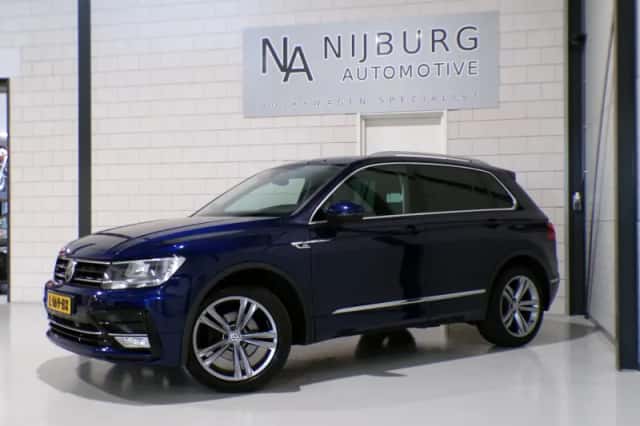 Volkswagen Tiguan (2016) thumbnail 2