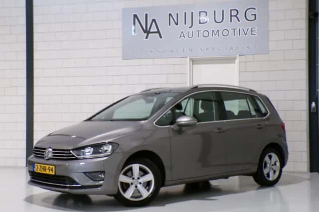 Volkswagen Golf Sportsvan (2015) thumbnail 2