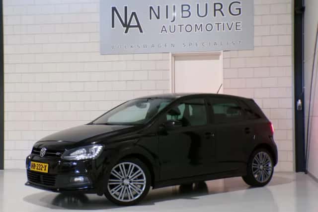 Volkswagen Polo (2015) thumbnail 2