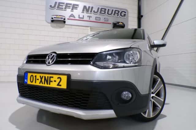 Volkswagen Polo (2012) thumbnail 4