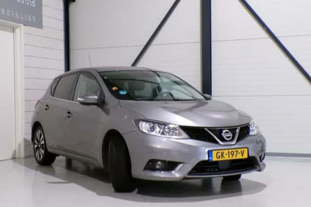 Nissan Pulsar (2015) thumbnail 4
