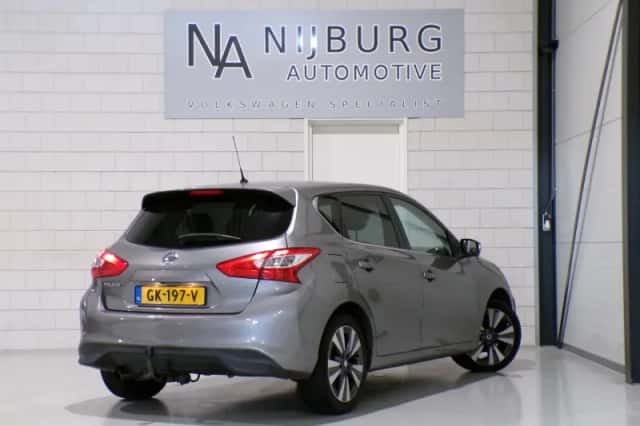 Nissan Pulsar (2015) thumbnail 6