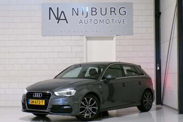 Audi A3 (2015) thumbnail 1