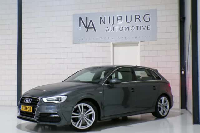 Audi A3 (2014) thumbnail 2