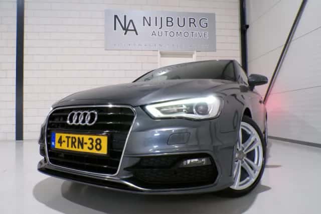 Audi A3 (2014) thumbnail 5