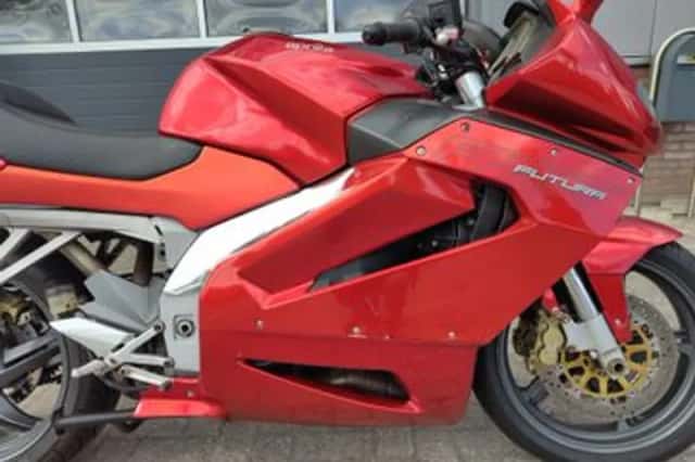 APRILIA RST (2003) thumbnail 5