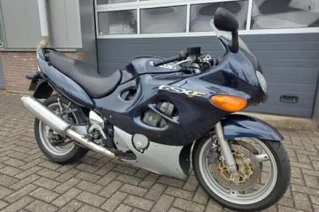 Suzuki GSX600F (2000) thumbnail 1