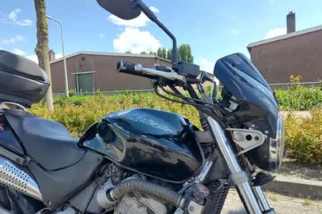 Honda CB600F (2001) thumbnail 3