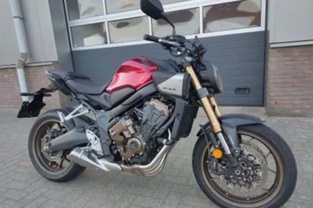 Honda CB650R (2024) thumbnail 1