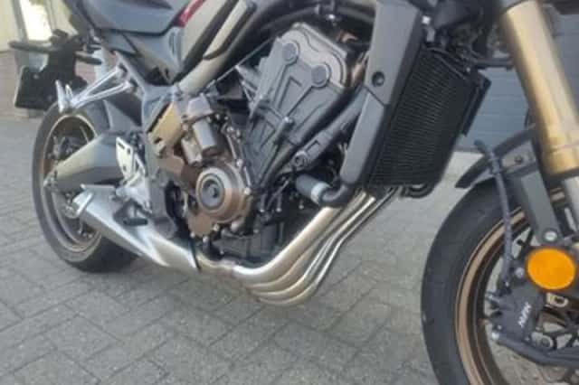 Honda CB650R (2024) thumbnail 3