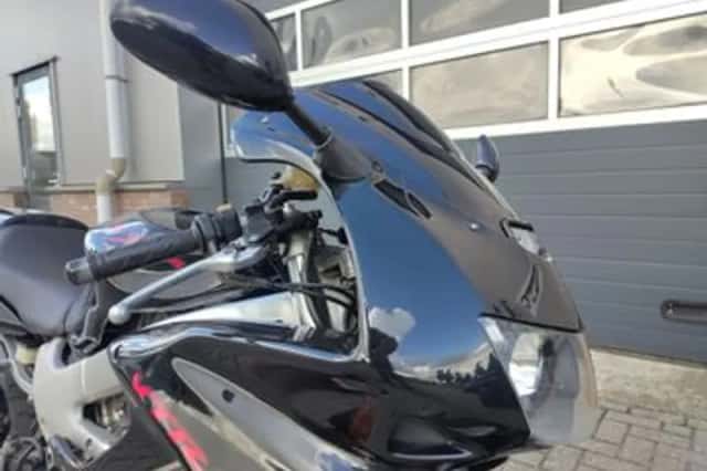 Honda VTR1000F (1997) thumbnail 3