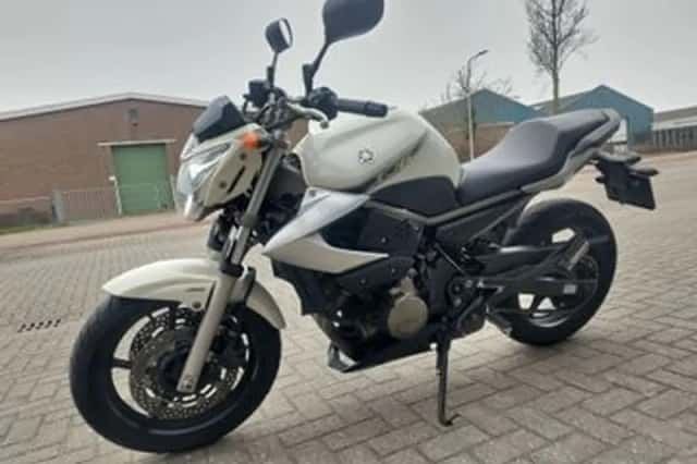 YAMAHA XJ6 (2012) thumbnail 2