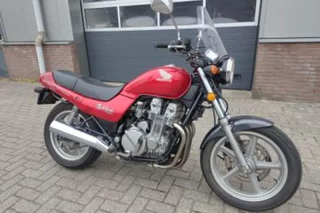 Honda CB750F (1991) thumbnail 1