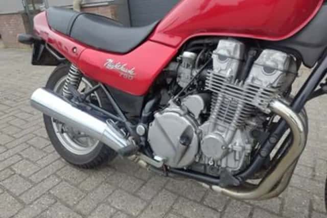 Honda CB750F (1991) thumbnail 5