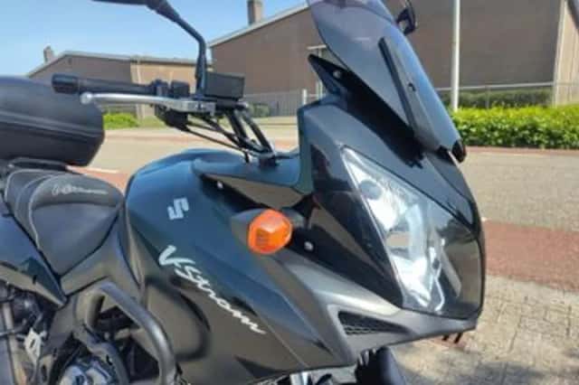 Suzuki VSTROM (2006) thumbnail 3