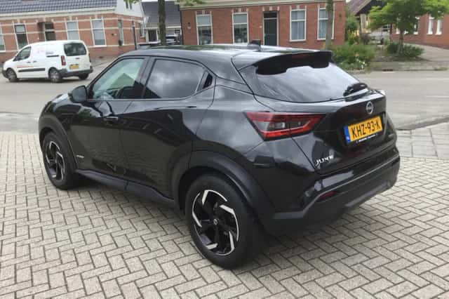 Nissan Juke (2023) thumbnail 4