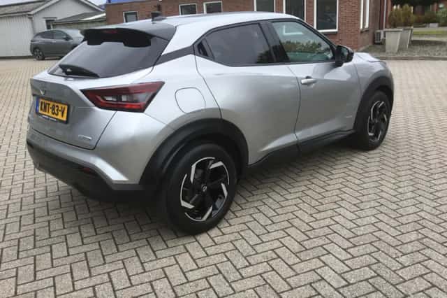 Nissan Juke (2023) thumbnail 4
