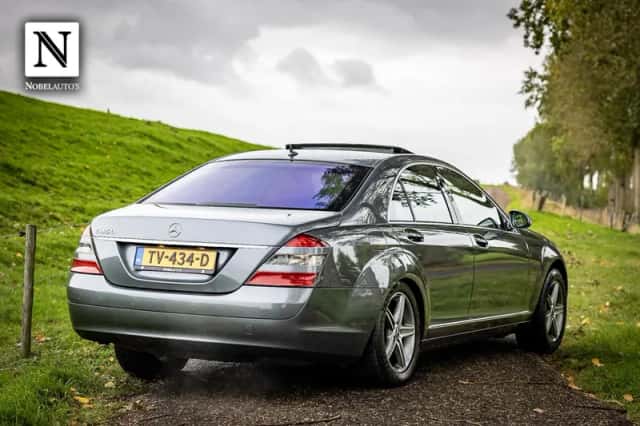Mercedes-Benz S-Klasse (2008) thumbnail 3