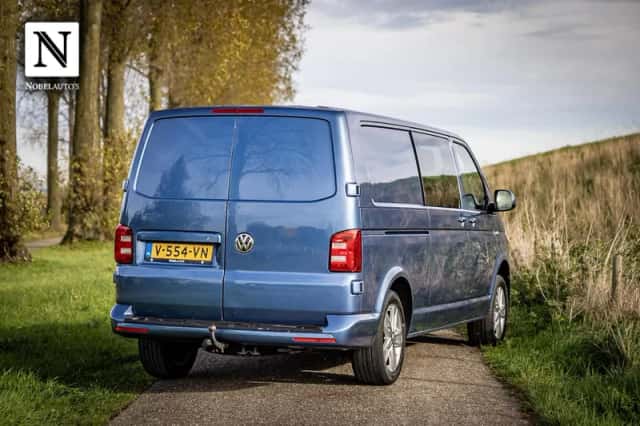 Volkswagen Transporter (2019) thumbnail 3