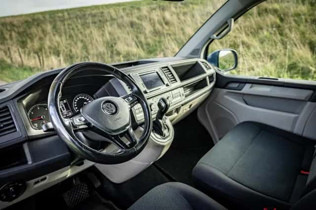 Volkswagen Transporter (2019) thumbnail 6