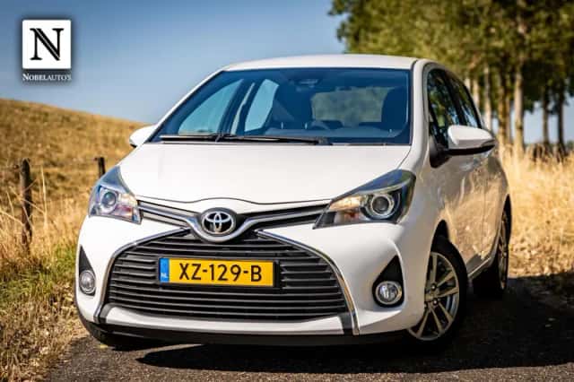 Toyota Yaris (2017) thumbnail 1