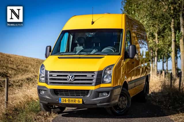 Volkswagen Crafter (2016) thumbnail 1