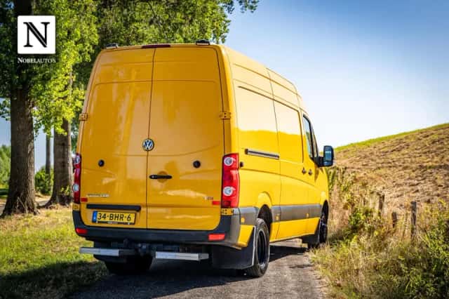 Volkswagen Crafter (2016) thumbnail 3