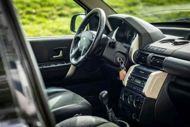 Land Rover Freelander (2005) thumbnail 6