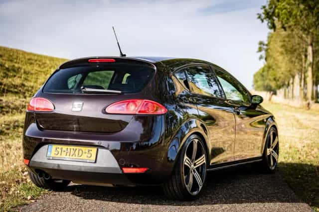 SEAT Leon (2009) thumbnail 3