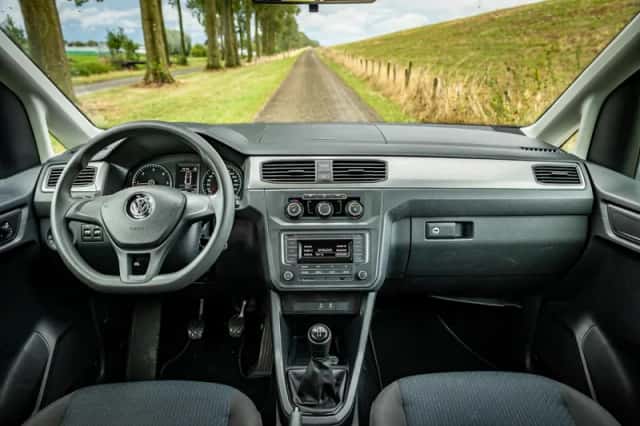 Volkswagen Caddy Maxi (2019) thumbnail 2