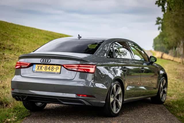 Audi A3 (2017) thumbnail 3