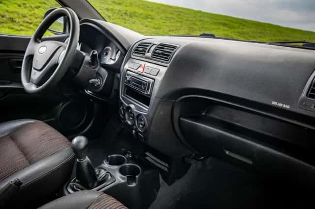 Kia Picanto (2009) thumbnail 6
