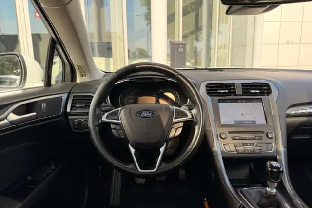 Ford Mondeo (2015) thumbnail 4