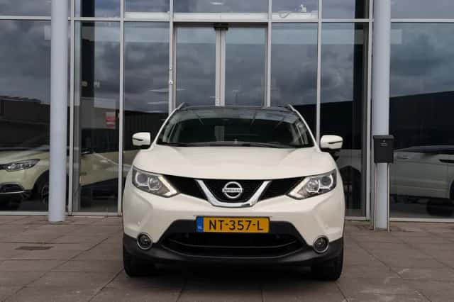 Nissan Qashqai (2015) thumbnail 6