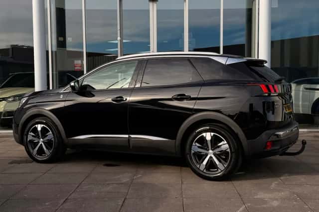 Peugeot 3008 (2019) thumbnail 6