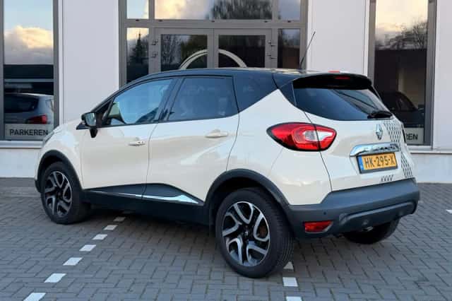 Renault Captur (2015) thumbnail 6