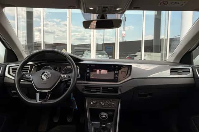 Volkswagen Polo (2018) thumbnail 3