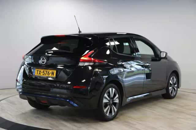 Nissan Leaf (2018) thumbnail 6