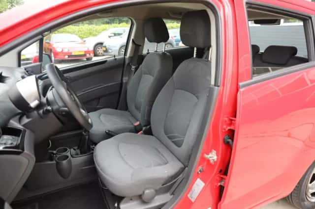 Chevrolet Spark (2012) thumbnail 3