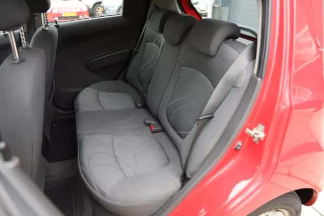 Chevrolet Spark (2012) thumbnail 4