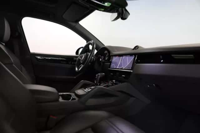 Porsche Cayenne (2019) thumbnail 6