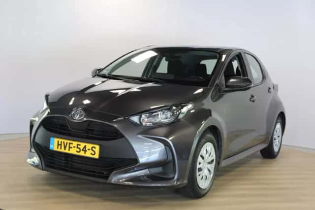 Toyota Yaris (2021) thumbnail 1