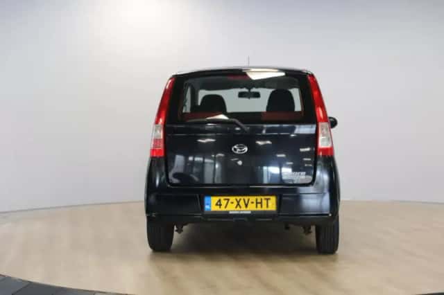 Daihatsu Cuore (2007) thumbnail 4