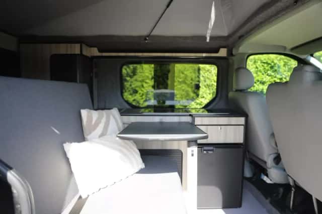 Nissan Primastar (2011) thumbnail 5