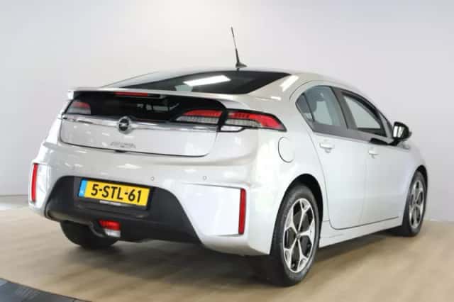 Opel Ampera (2013) thumbnail 5